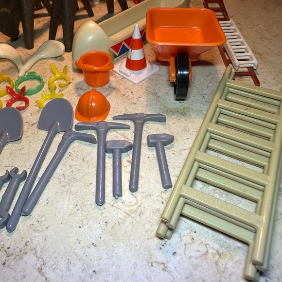 Vintage Playmobil Geobra figures - Picture 11 of 16